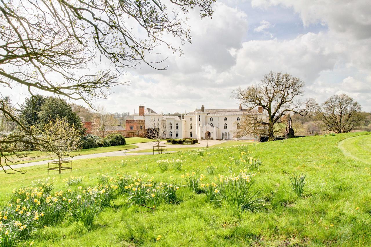 The North Wing - Combermere Abbey Whitchurch  Extérieur photo