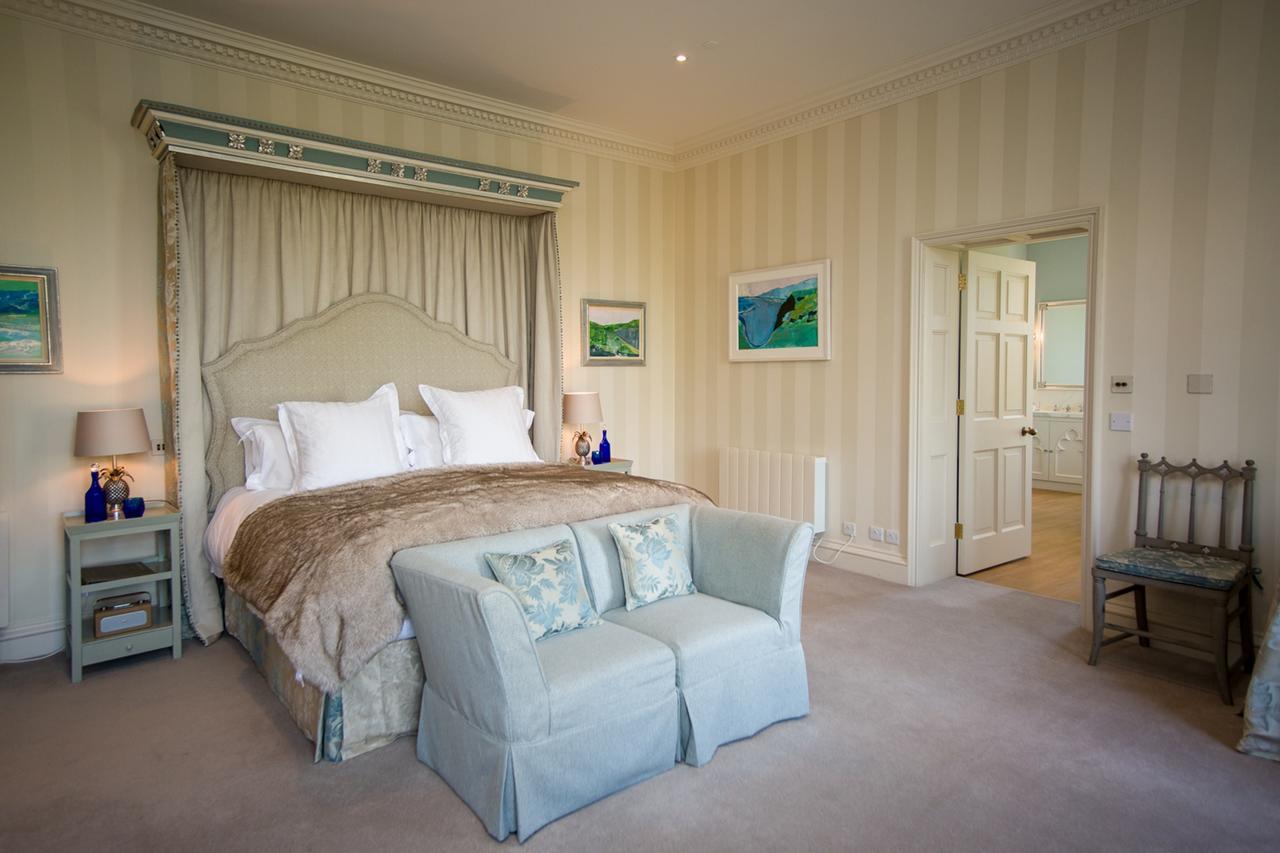 The North Wing - Combermere Abbey Whitchurch  Extérieur photo